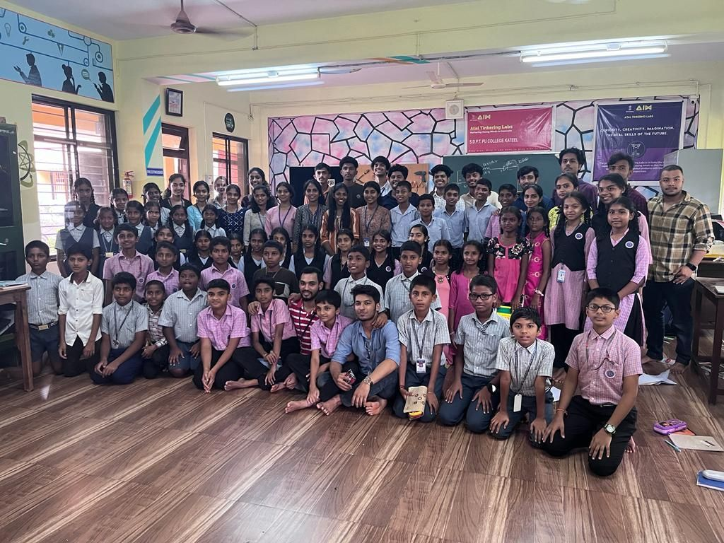 Basics of Electronics Workshop for School Students photo 5