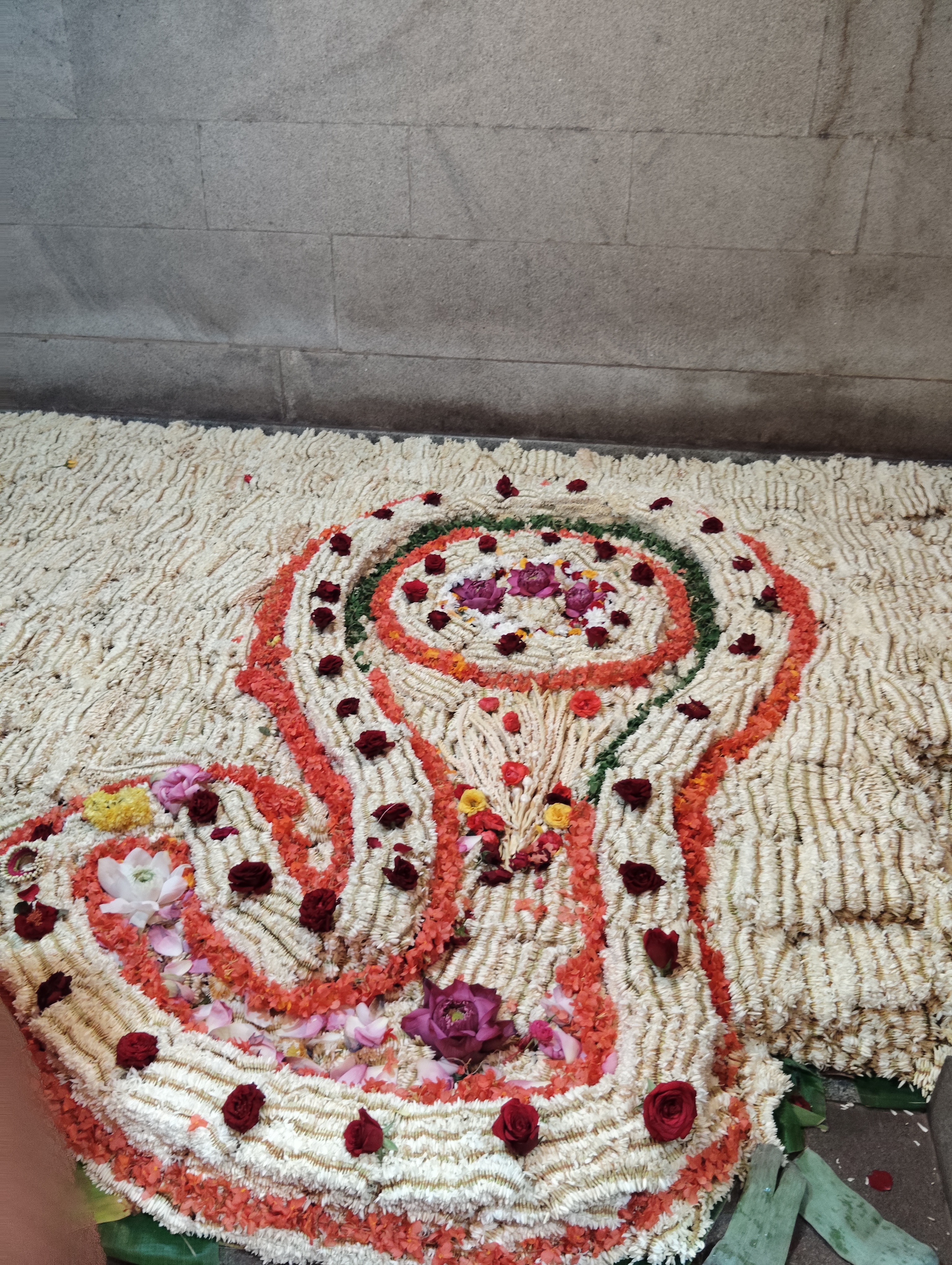 Śayana – The Jasmine Bed